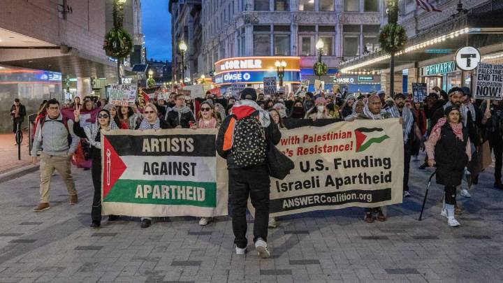 Massachusetts Town Votes To Boycott Any Business That 'Sustains Israel's Apartheid'