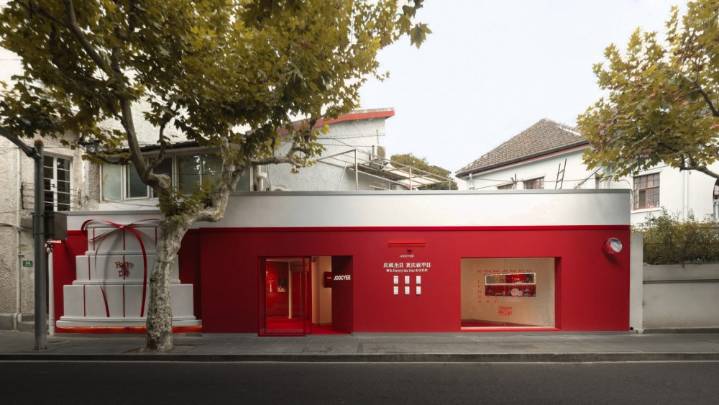 Chinese Beauty Brands, or C-Beauty, Explore Physical Retail