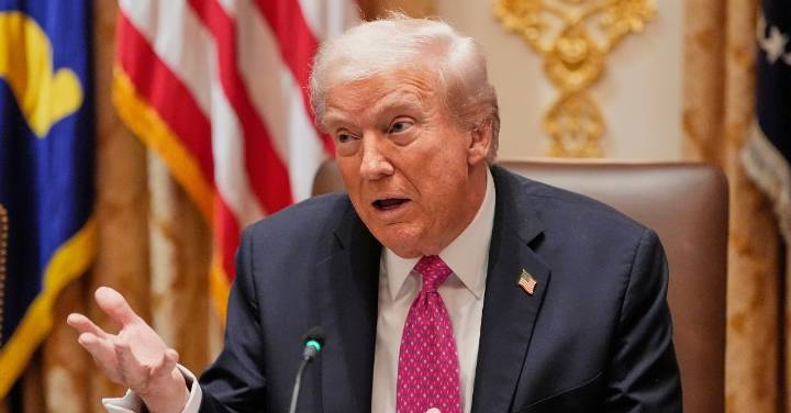 Trump can't credibly tell judge to 'ignore' existence of Epstein letter Congress released: WSJ