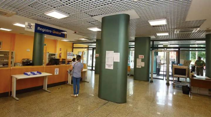 Función Pública y los sindicatos acuerdan una subida salarial de hasta el 11,4% hasta 2028