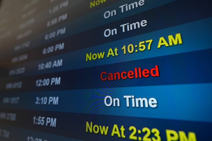 US airlines cancel over 1,000 flights for a second straight day largely due to government shutdown
