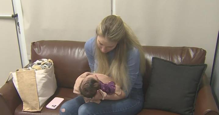 California laws make it easier for pregnant women to use midwife