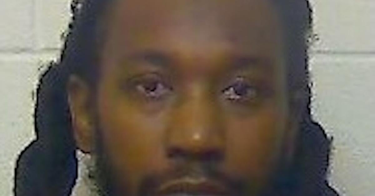 2 arrested on drug trafficking charges