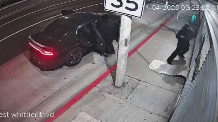 Suspects sought in bold overnight pharmacy burglary