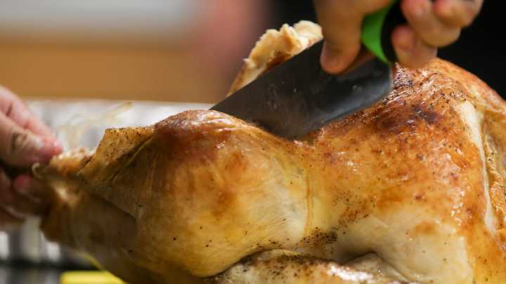 Walmart, King Soopers and more offer deals on Thanksgiving meals