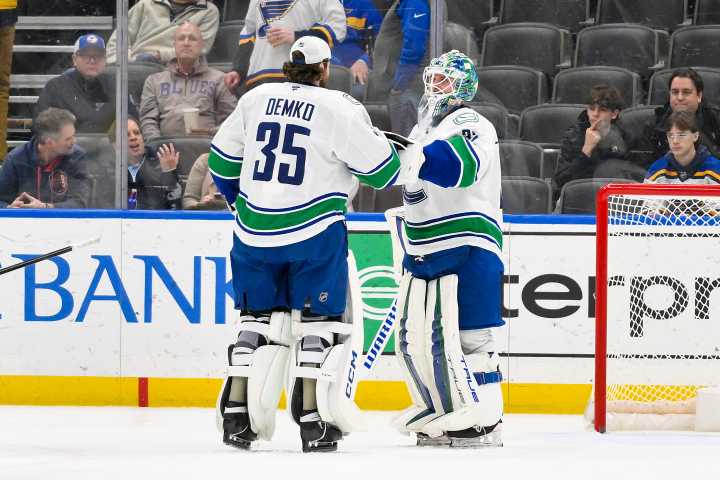 Vancouver Canucks Goalie Out Two to Three Weeks