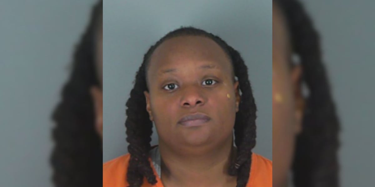 Woman charged with stabbing victim with kitchen knife, Spartanburg police say