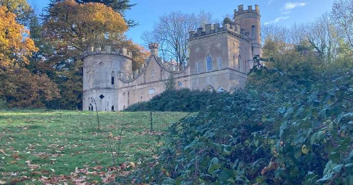 The perfect Sunday autumn walk with a meandering river, cosy pub and castle where you can stay for the night