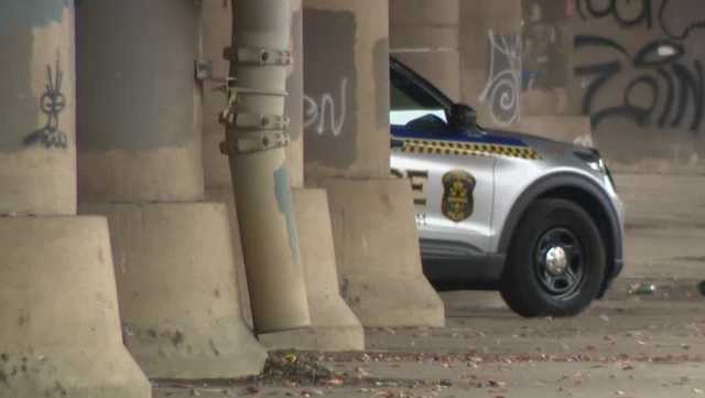Woman found dead in Pittsburgh near Smithfield St. Bridge