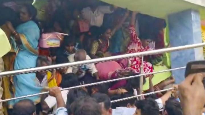 Stampede at Kasibugga Temple in Andhra, 7 dead and 2 injured