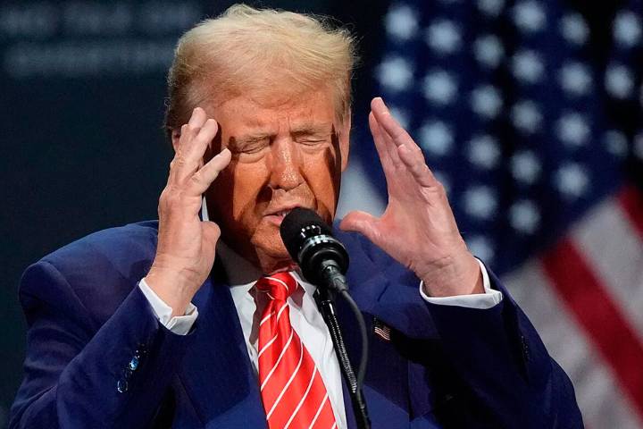 Donald Trump estima en una entrevista que Maduro tiene los días contados