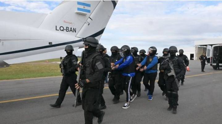 Trasladan a dos presos del poderoso Clan Artaza, desde la cárcel de Cruz del Eje a Buenos Aires
