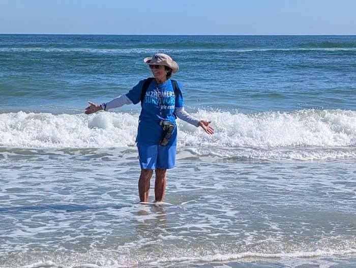 81-year-old Alzheimer’s survivor finishes nearly 3K mile walk from California to Florida