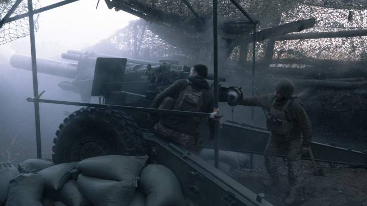 'Only a matter of time': The Ukrainian soldiers in key city surrounded by Russians