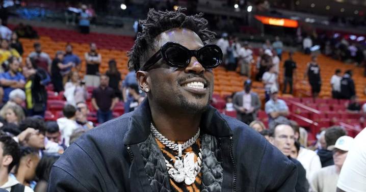 Antonio Brown apprehended in Dubai, will face attempted murder charge in Miami