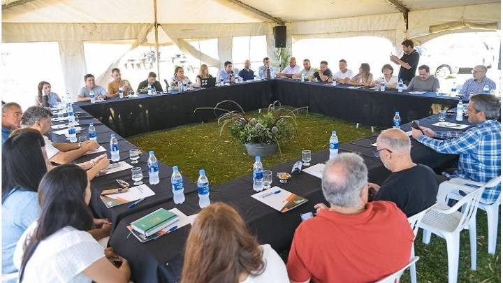 PJ: intendentes y legisladores se reunieron en Aldea San Antonio