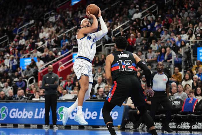 Desmond Bane’s 37 points and key rebounds help Orlando Magic beat Pistons to win NBA Cup group