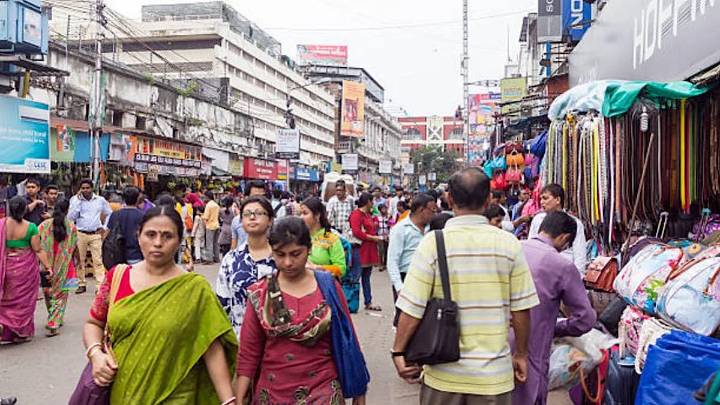 Baazar Kolkata spreads festive cheer