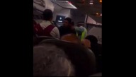 Captan en video a pasajero "disruptivo" en vuelo de Volaris