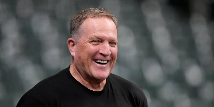 Milwaukee’s Pat Murphy wins NL Manager of the Year for the second straight year