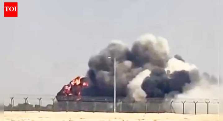 Tejas jet crash: Defence minister condoles IAF pilot's death