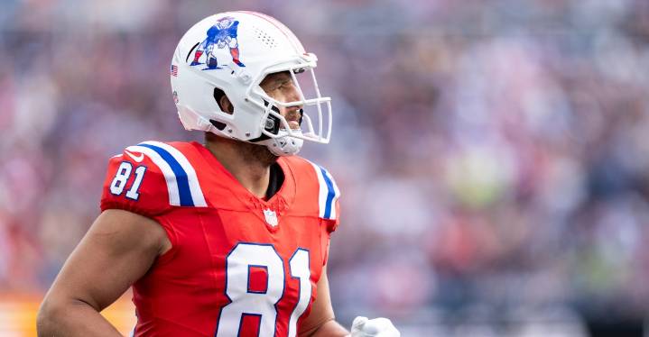 Patriots vs. Jets Monday injury report: Austin Hooper in protocol, 14 project as limited