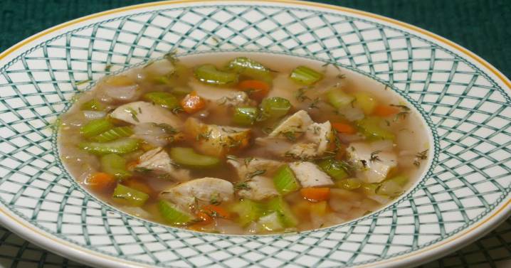 Quick Fix: A simple turkey soup for those Thanksgiving leftovers