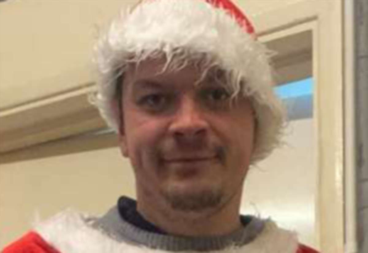 Tutu-wearing pervert, who dressed up as the Grinch, sentenced after hiding in woods in Tonbridge and exposing himself to school children