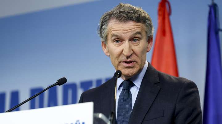 Feijóo convoca una manifestación contra Pedro Sánchez tras la entrada en prisión de Ábalos