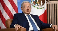 El expresidente mexicano López Obrador reaparece para promocionar su libro ‘Grandeza’
