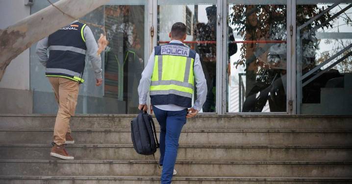 La investigación de los amaños en oposiciones de la Policía Local ya es macrocausa: 43 investigados con conexiones en 3 municipios