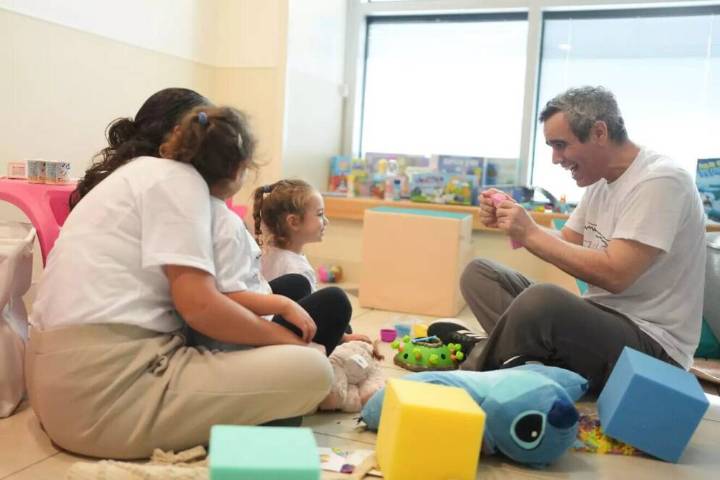 Held, Beaten, Defiant: Omri Miran’s Father Reveals Ordeal of Gazan Captivity