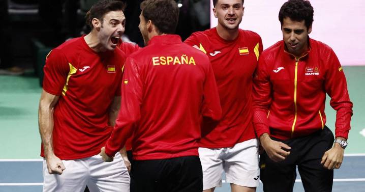 Horario y donde ver la final de la Copa Davis entre Italia y España