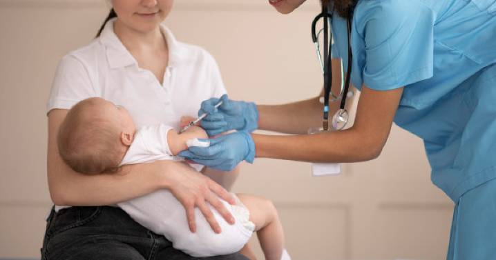 Vacunación en bebés: clave para su salud, desarrollo y futuro