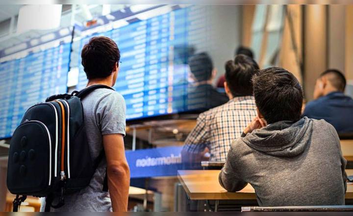 Perú es el país de Sudamérica con más jóvenes que eligen estudiar en el extranjero: Estados Unidos lidera como destino favorito