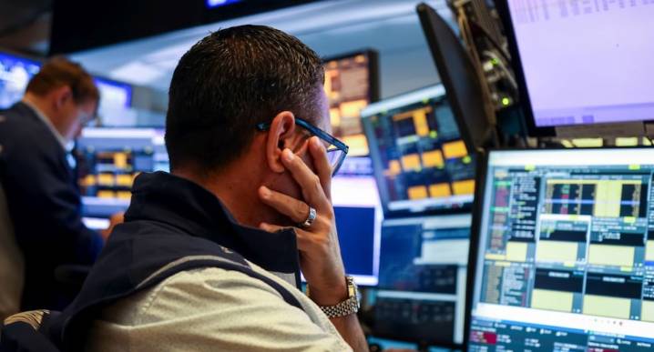 Wall Street abre en rojo con la atención puesta en la política arancelaria de Donald Trump l Wall Street