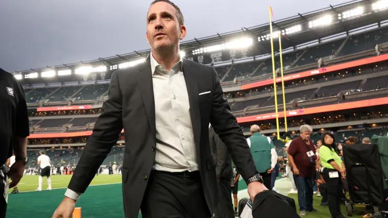Eagles urged to re-sign expensive impending free agent before offseason