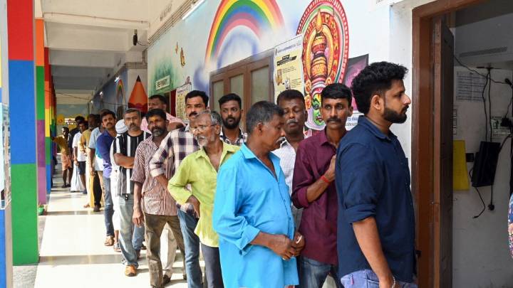 ‘Semi-final’ before state polls: Kerala gears up for 2-phase local body polls, results on 13 December