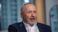Larry Summers renuncia de la junta de OpenAI tras la difusión de sus correos con Jeffrey Epstein