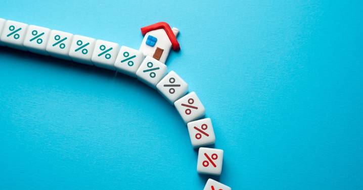 Home equity loan interest rates just dropped under 8%. Here's what borrowers should do now.