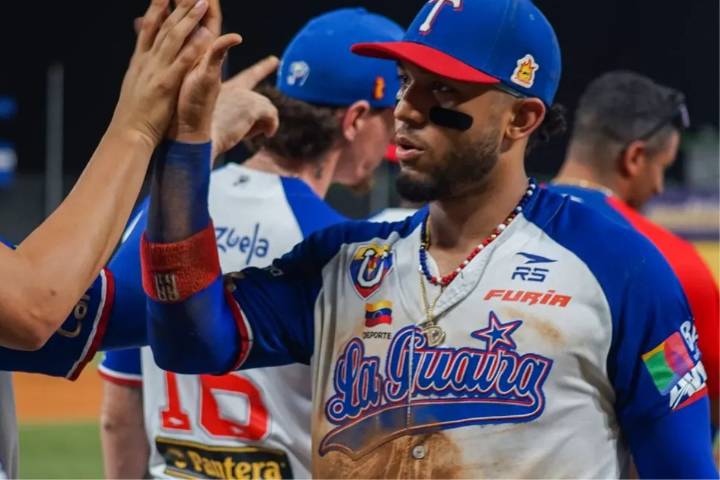Tiburones de queda sin sus grandeligas Alex Arias y Máximo Acosta