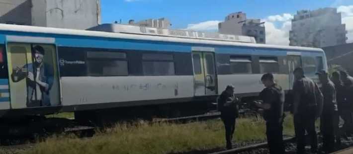 Formación de la línea Sarmiento se descarrila en Liniers y deja cerca de 20 heridos