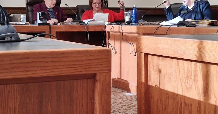 Revolving loan for financially struggling school districts clears hurdle