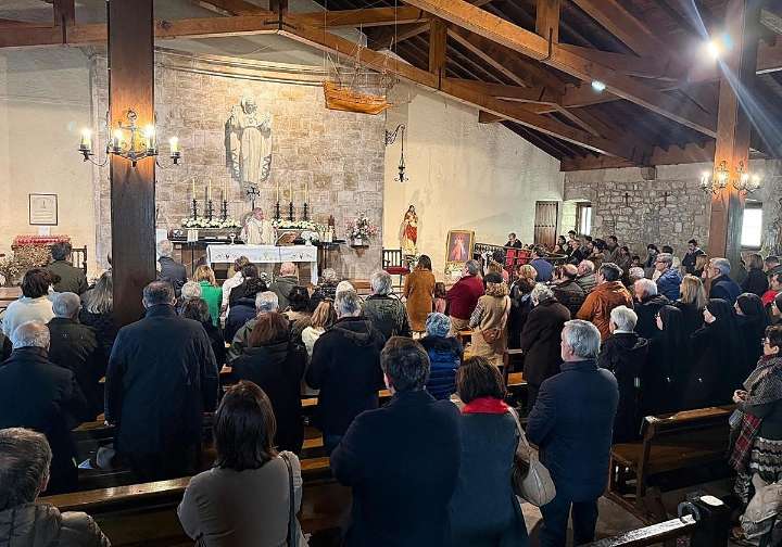 El obispo renueva en Urgull la consagración de Gipuzkoa al Sagrado Corazón