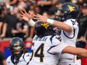 Mountaineers start fast, never trail in 45-35 win at No. 22 Houston