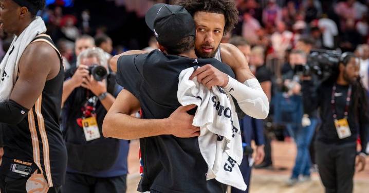Hawks 4-time All-Star Trae Young expected to miss at least 2 more weeks with right knee injury