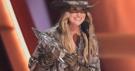 Louisiana's Lainey Wilson does triple duty at the CMA Awards. Here's what she did and won