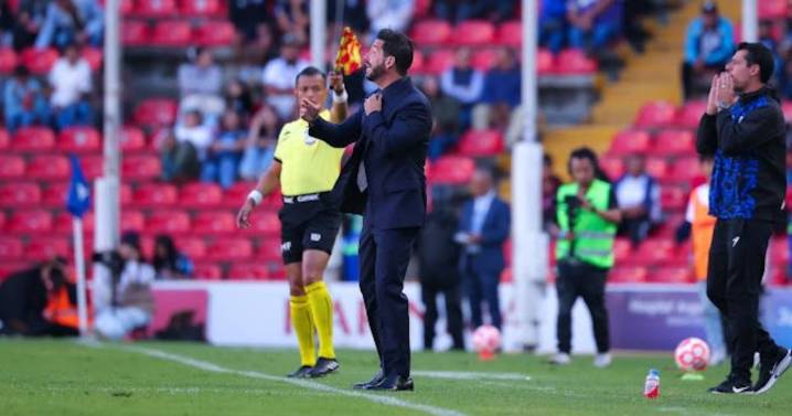 Benjamin Mora y su balance negativo con Gallos