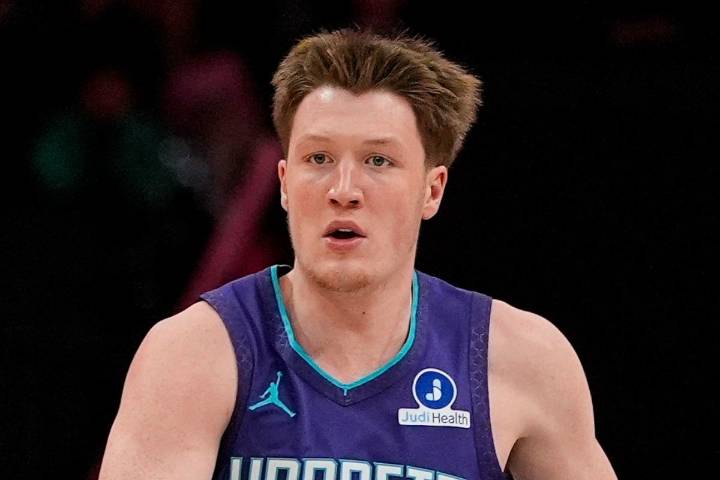 NBA Insider Gives ROTY Verdict on Kon Knueppel After Comparison With 4x Champion