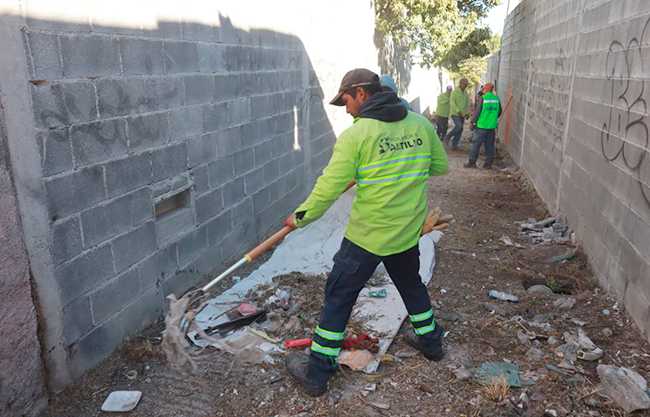 Intensifica Saltillo atención integral de callejones en la Morelos